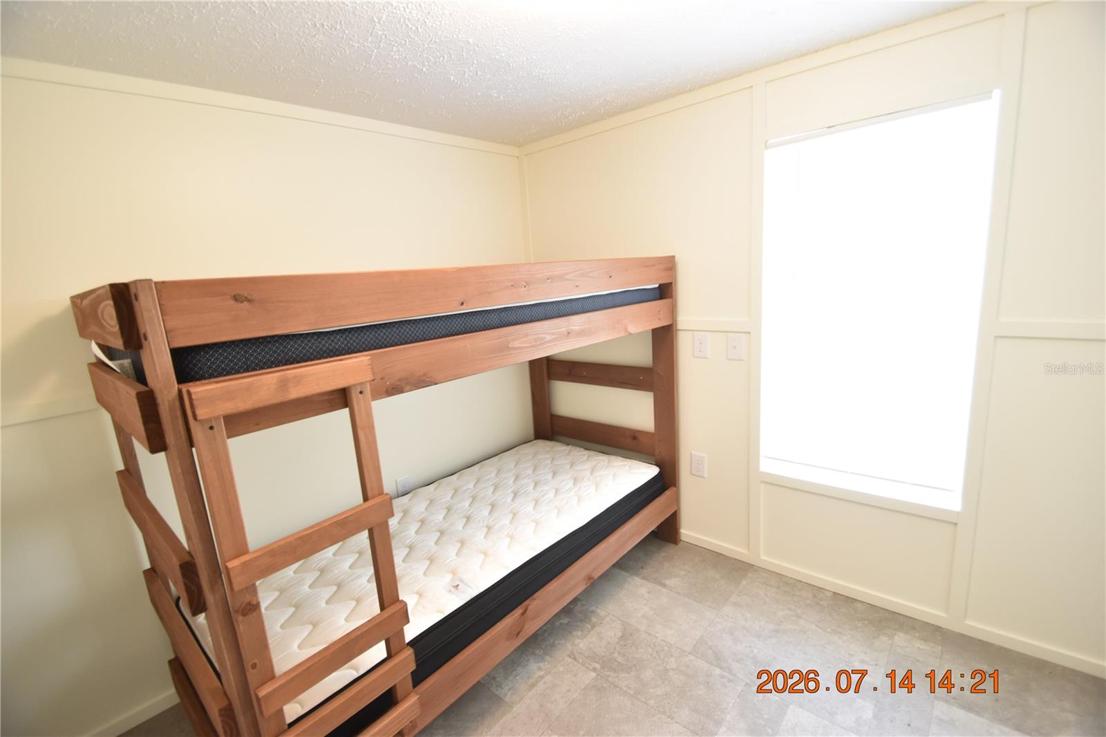 MAYFAIR GARDEN ACRES - Residential Lease