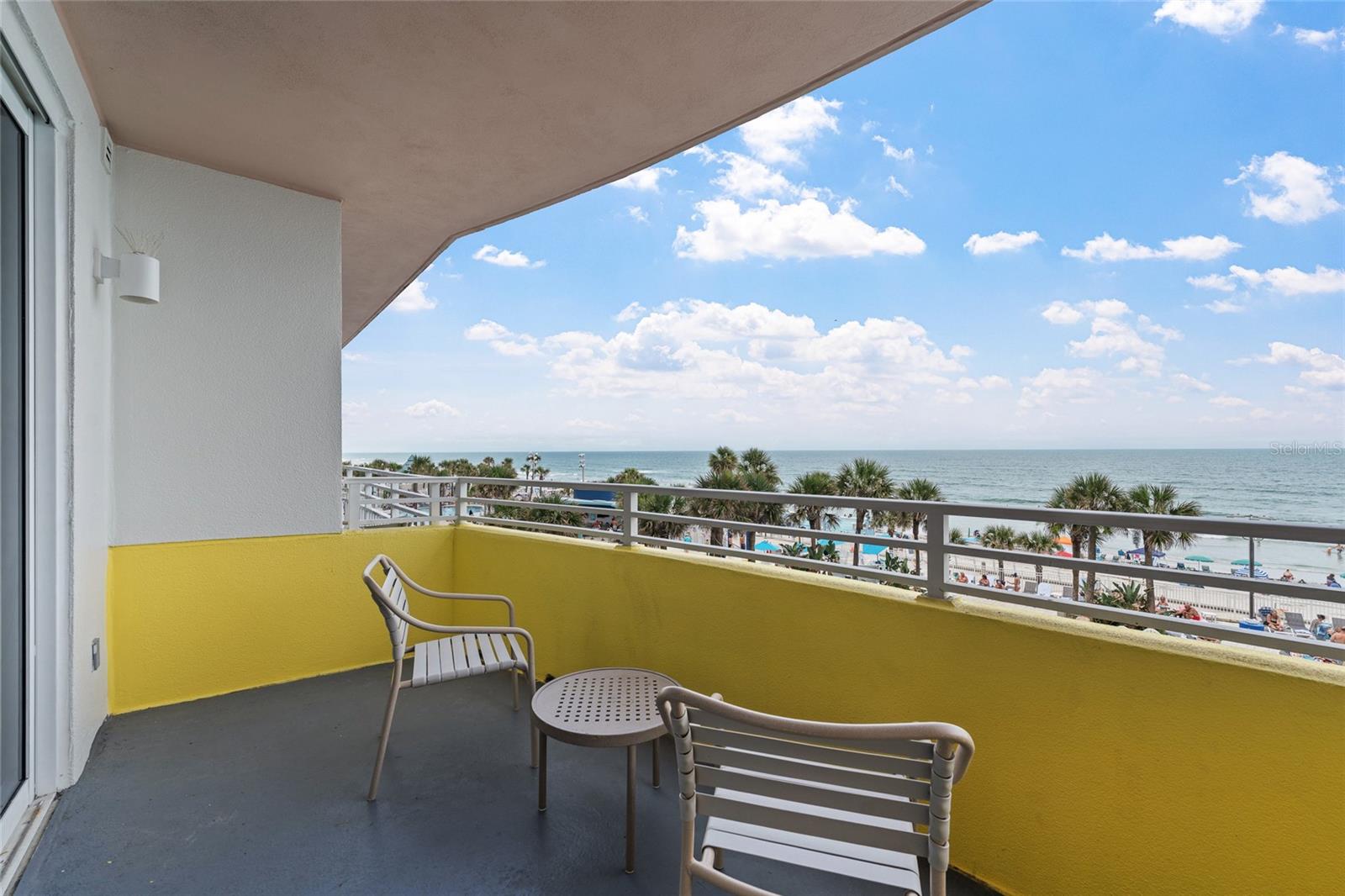 OCEAN WALK 01 DB CONDO - Residential