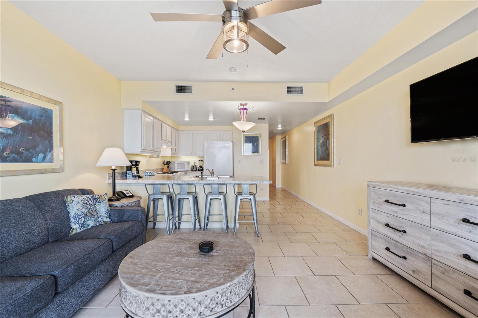 OCEAN WALK 01 DB CONDO - Residential