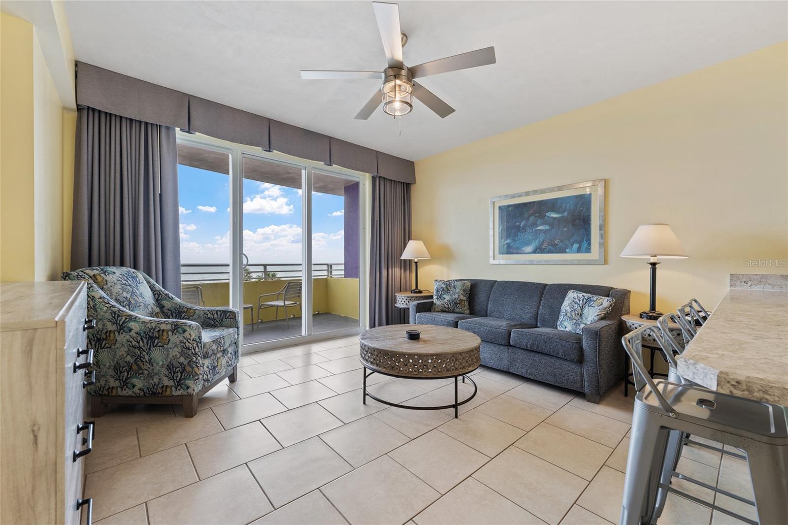 OCEAN WALK 01 DB CONDO - Residential