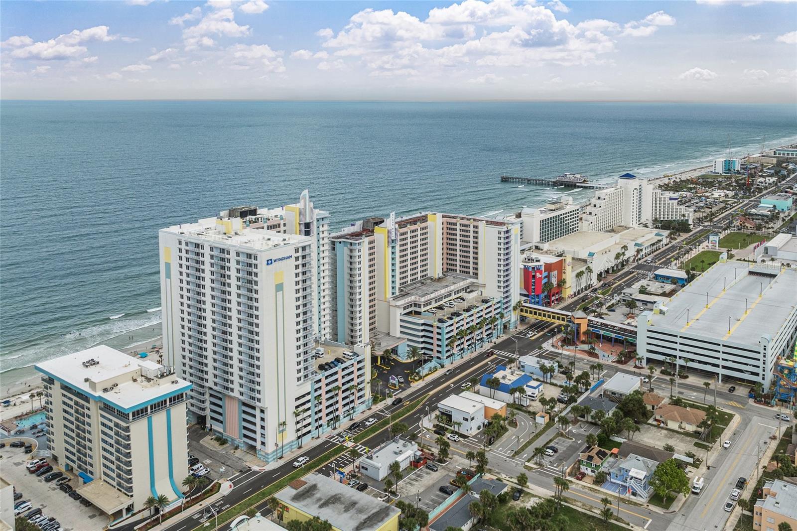 OCEAN WALK 01 DB CONDO - Residential