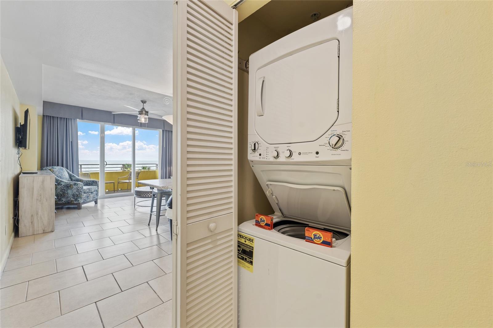 OCEAN WALK 01 DB CONDO - Residential