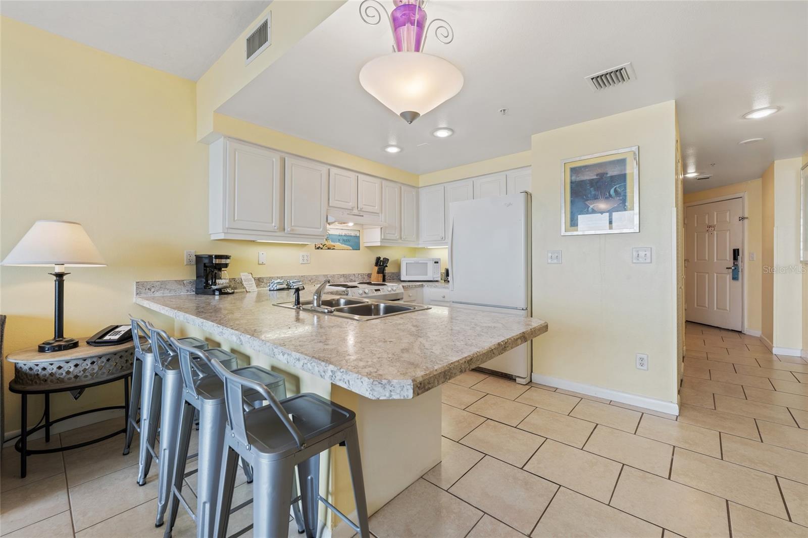 OCEAN WALK 01 DB CONDO - Residential