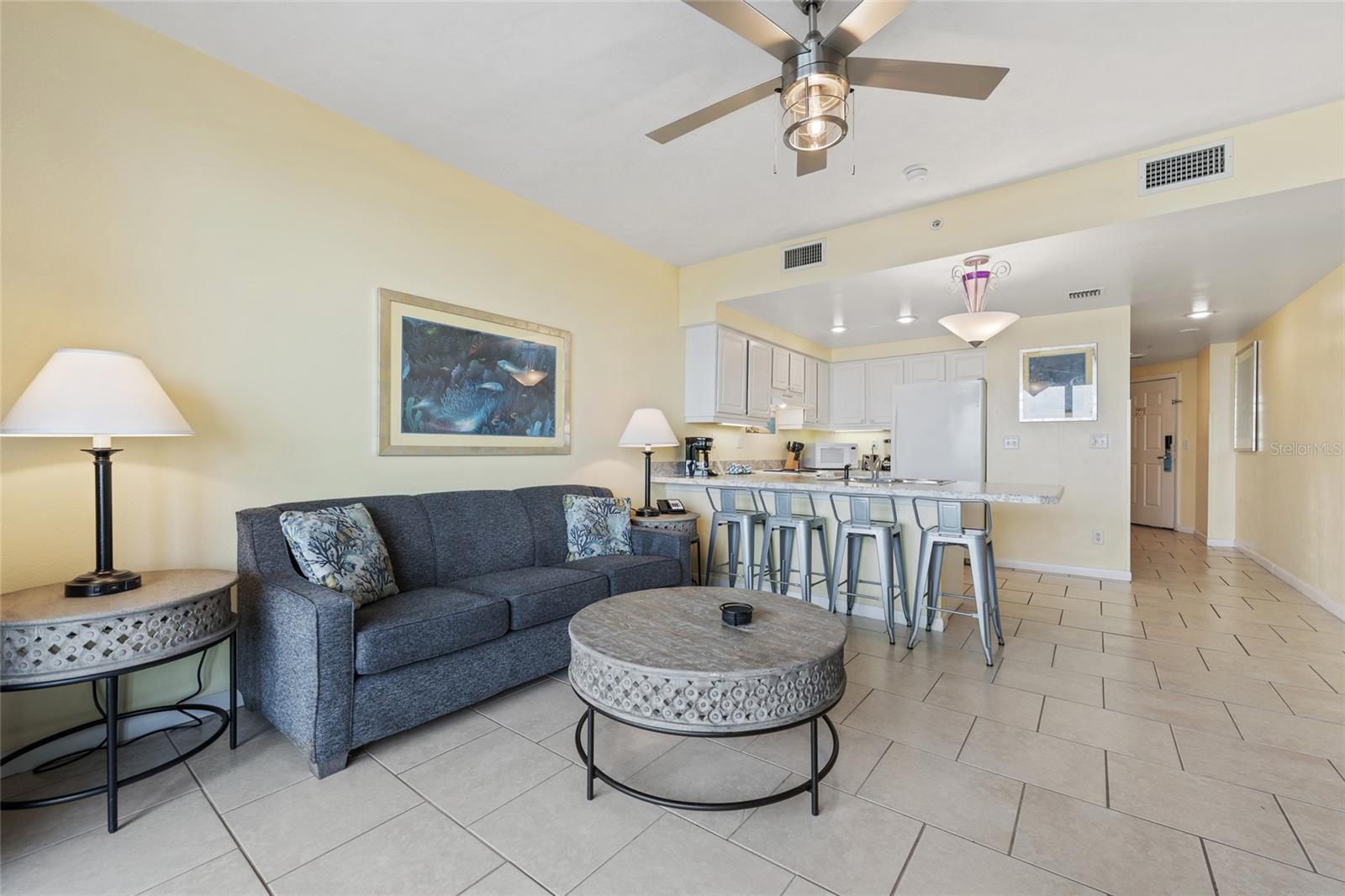 OCEAN WALK 01 DB CONDO - Residential