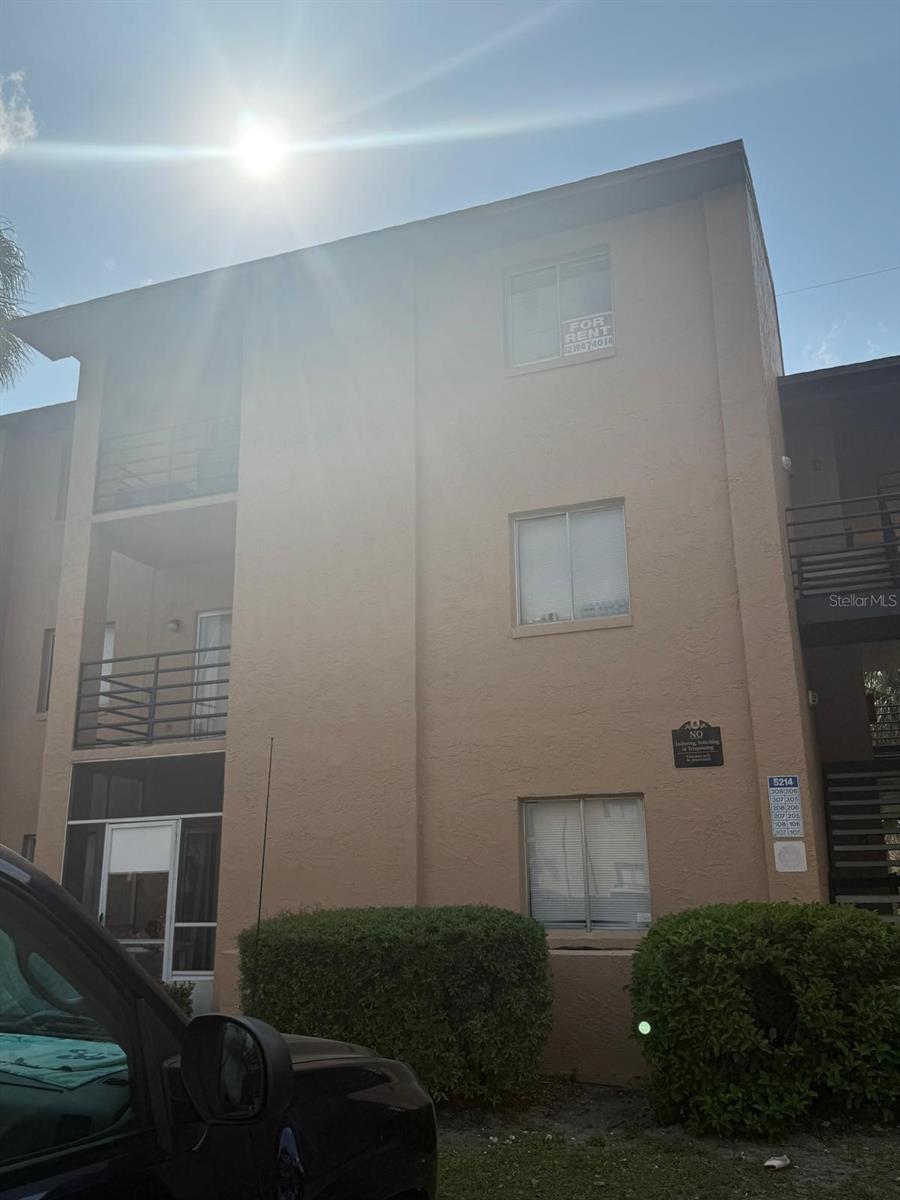 ALHAMBRA COURTS CONDO - Residential