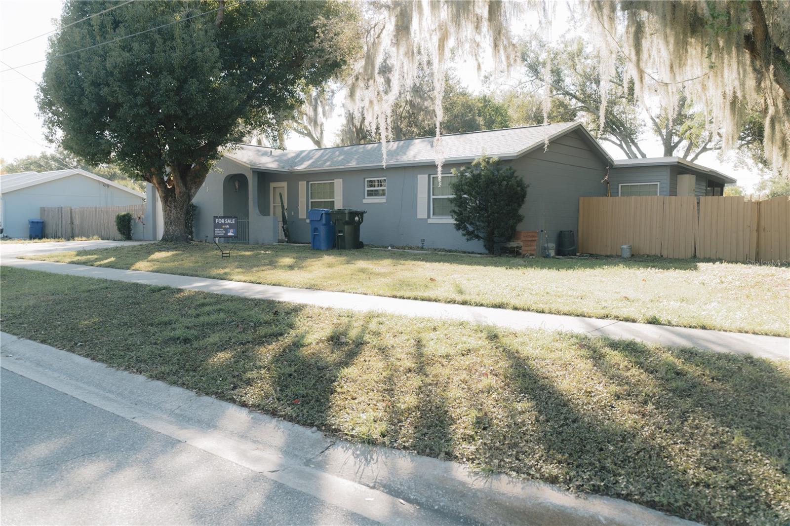 OCOEE HILLS - Residential
