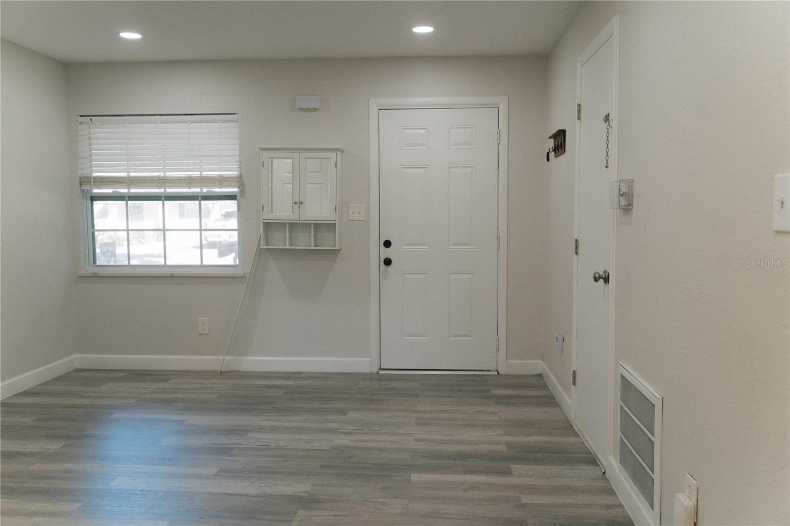 OCOEE HILLS - Residential