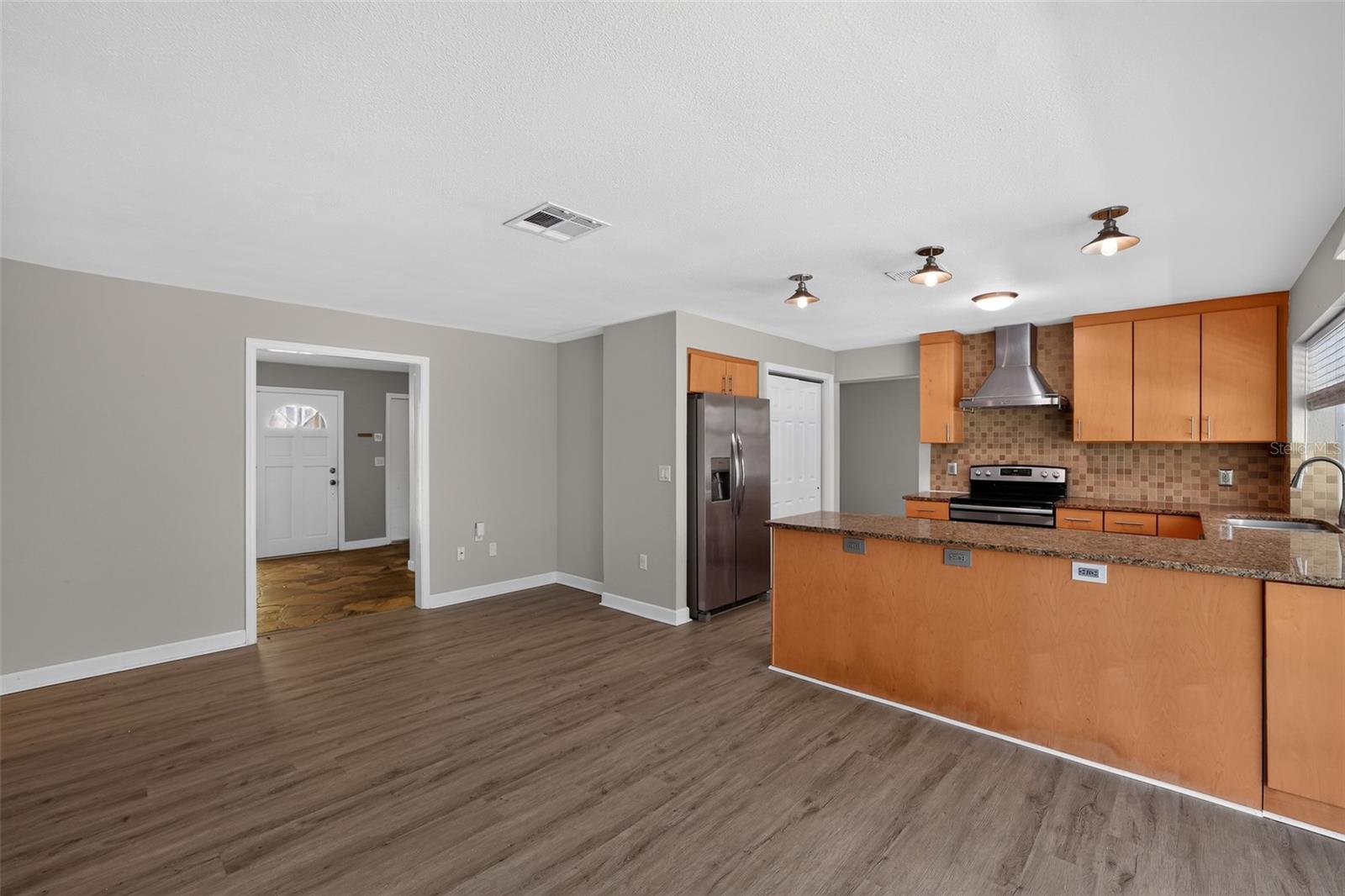 NORTH BAY HILLS REP - Residential