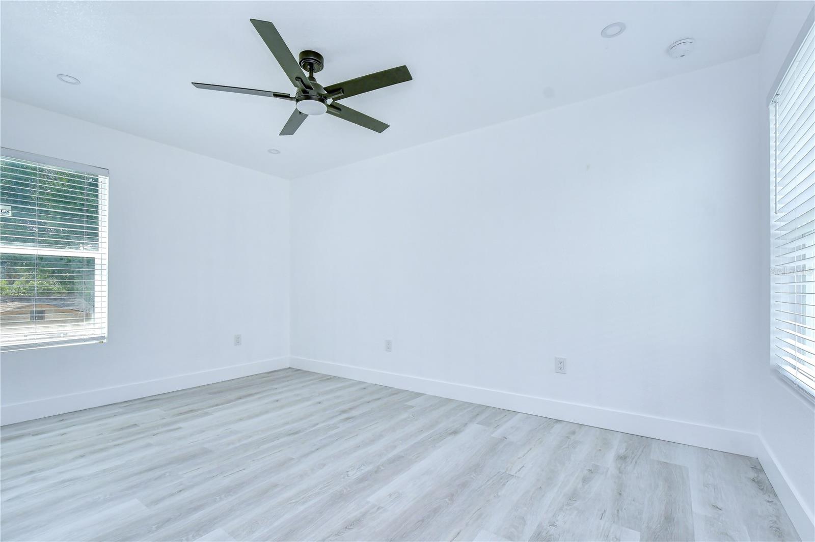 BLACK BEAR PARK - Residential