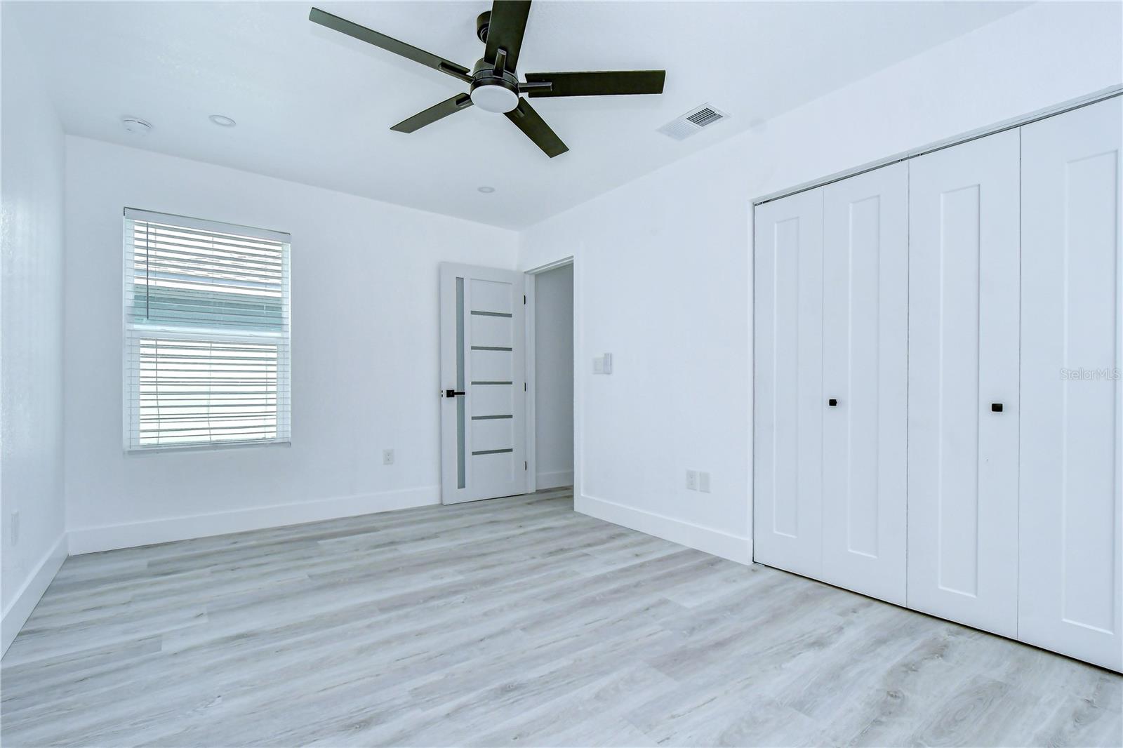 BLACK BEAR PARK - Residential