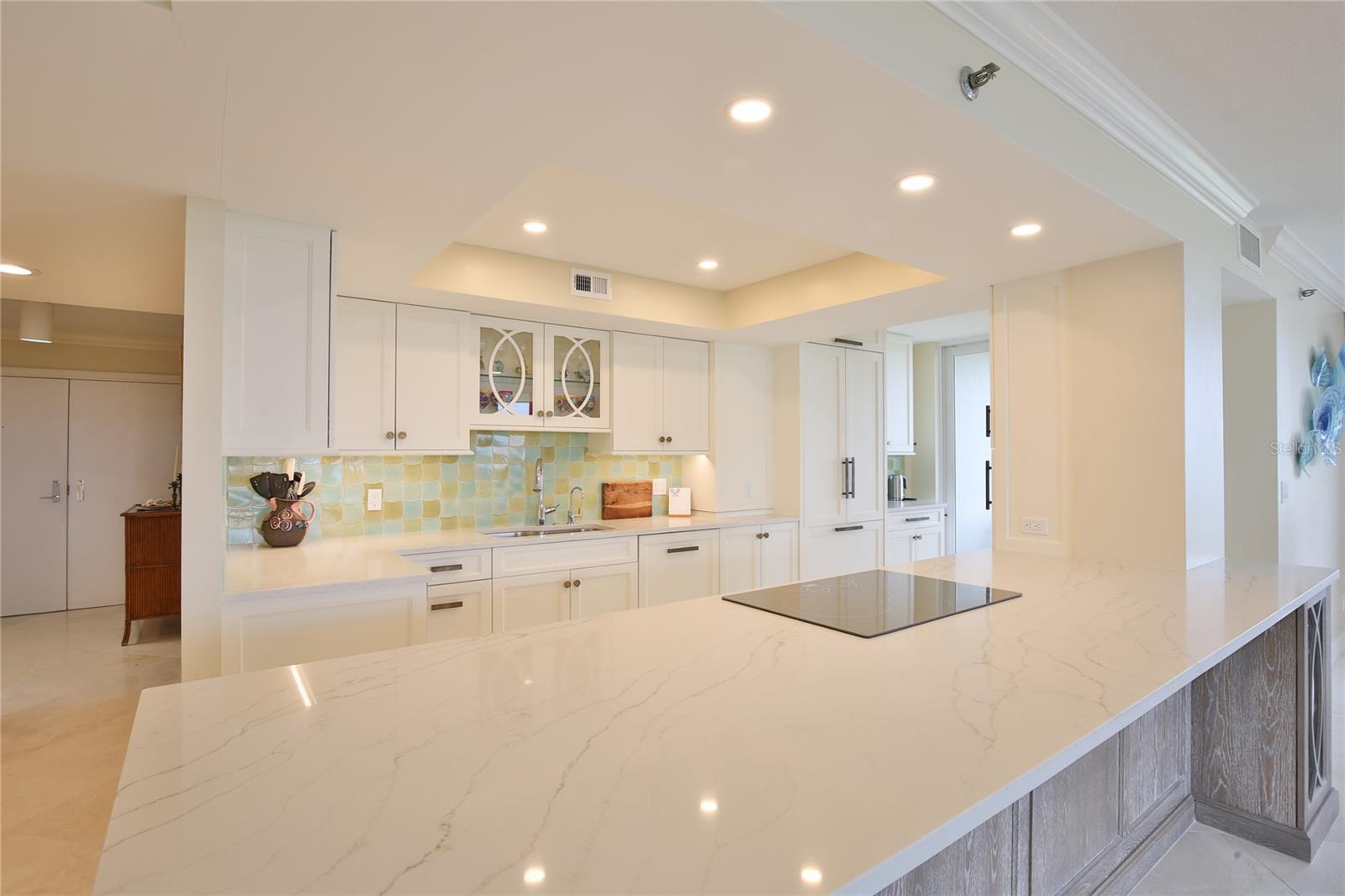 BEACHES OF LONGBOAT KEY PH-1 - Residential Lease