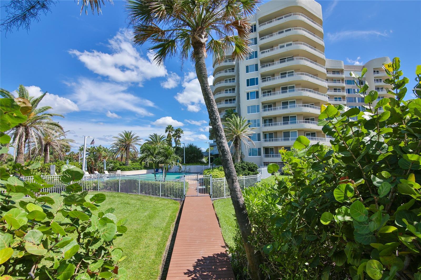 AVAILABLE DEC. '26 THROUGH FEB.'27. Beautiful 9th floor, 1600 sq. ft. 2 bedroom 2 bath at the sort after Beaches condominium which is within the gates of the Longboat Key Club. Updated kitchen and bathrooms. Fabulous bay, and Longboat Key Club golf views. Wrap around balcony with partial Gulf view. Washer/dryer in the unit, pool, fitness center and tennis courts plus 24 hr. Concierge and garage parking. Short distance to St. Armand Circle with upscale shopping and restaurants or drive downtown and enjoy the symphony, opera, ballet, live theater and a variety of restaurants to suit most palates.