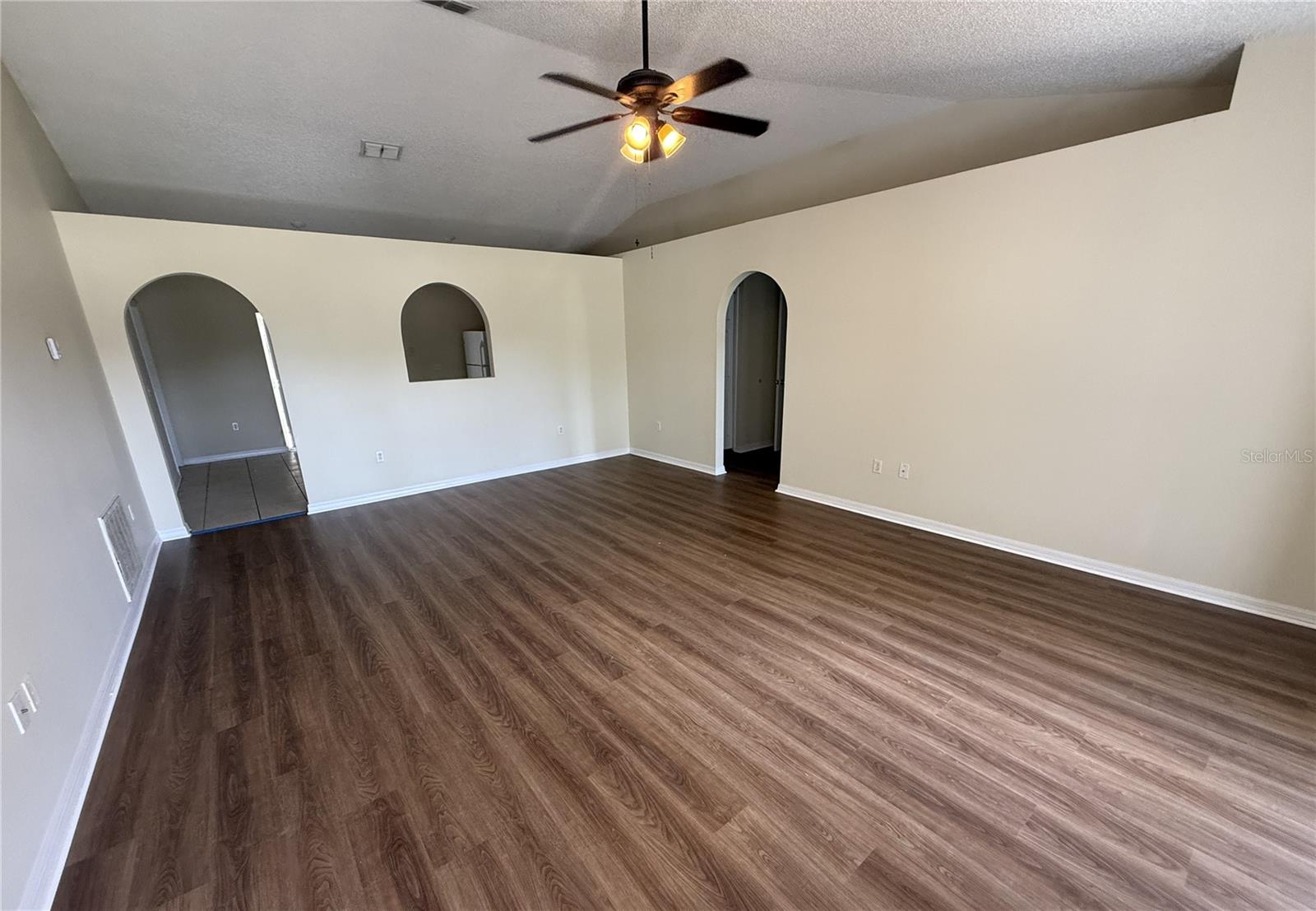 DELTONA LAKES UNIT 36 - Residential Lease