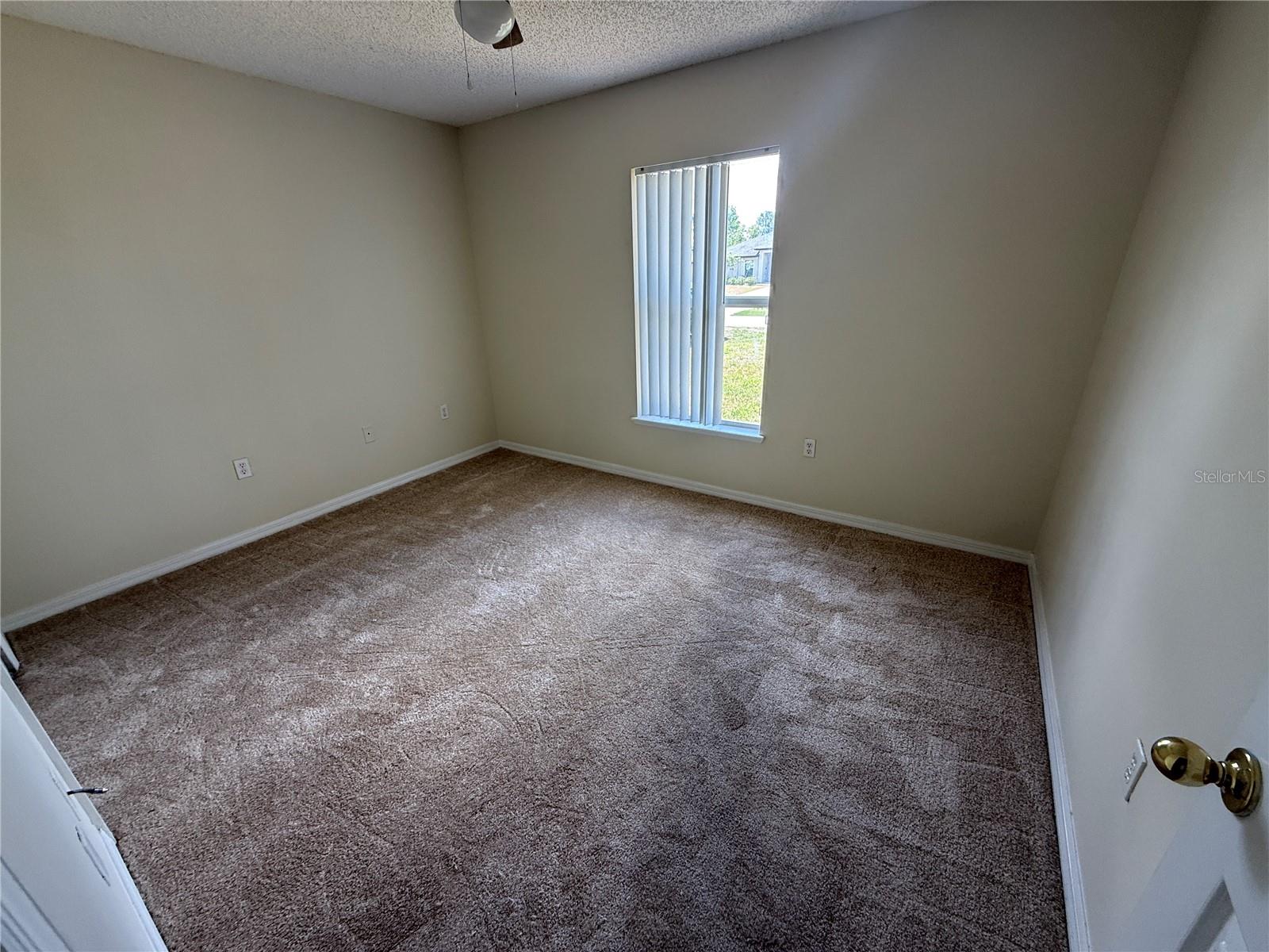 DELTONA LAKES UNIT 36 - Residential Lease