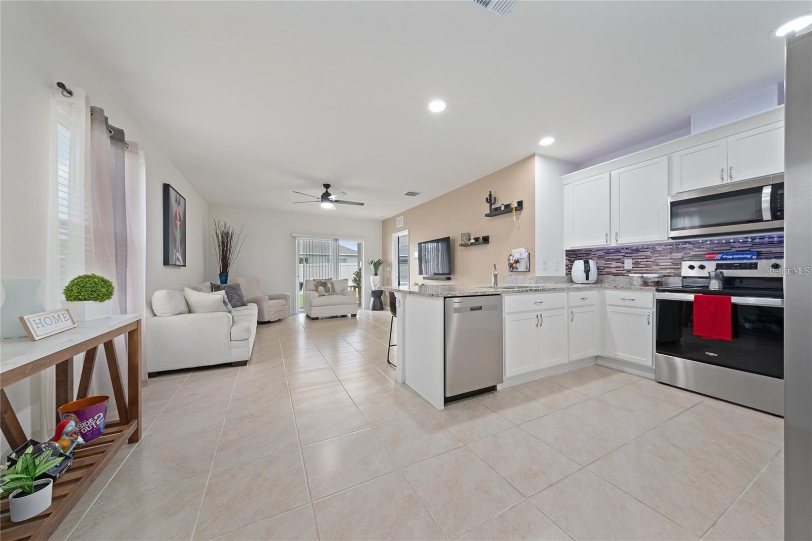 THOMPSON GROVE - Residential