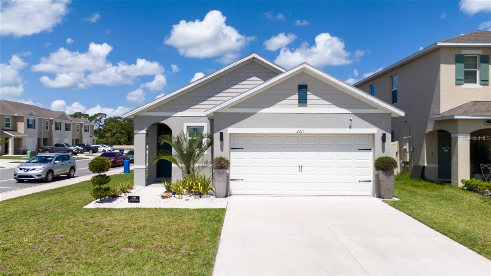 THOMPSON GROVE - Residential