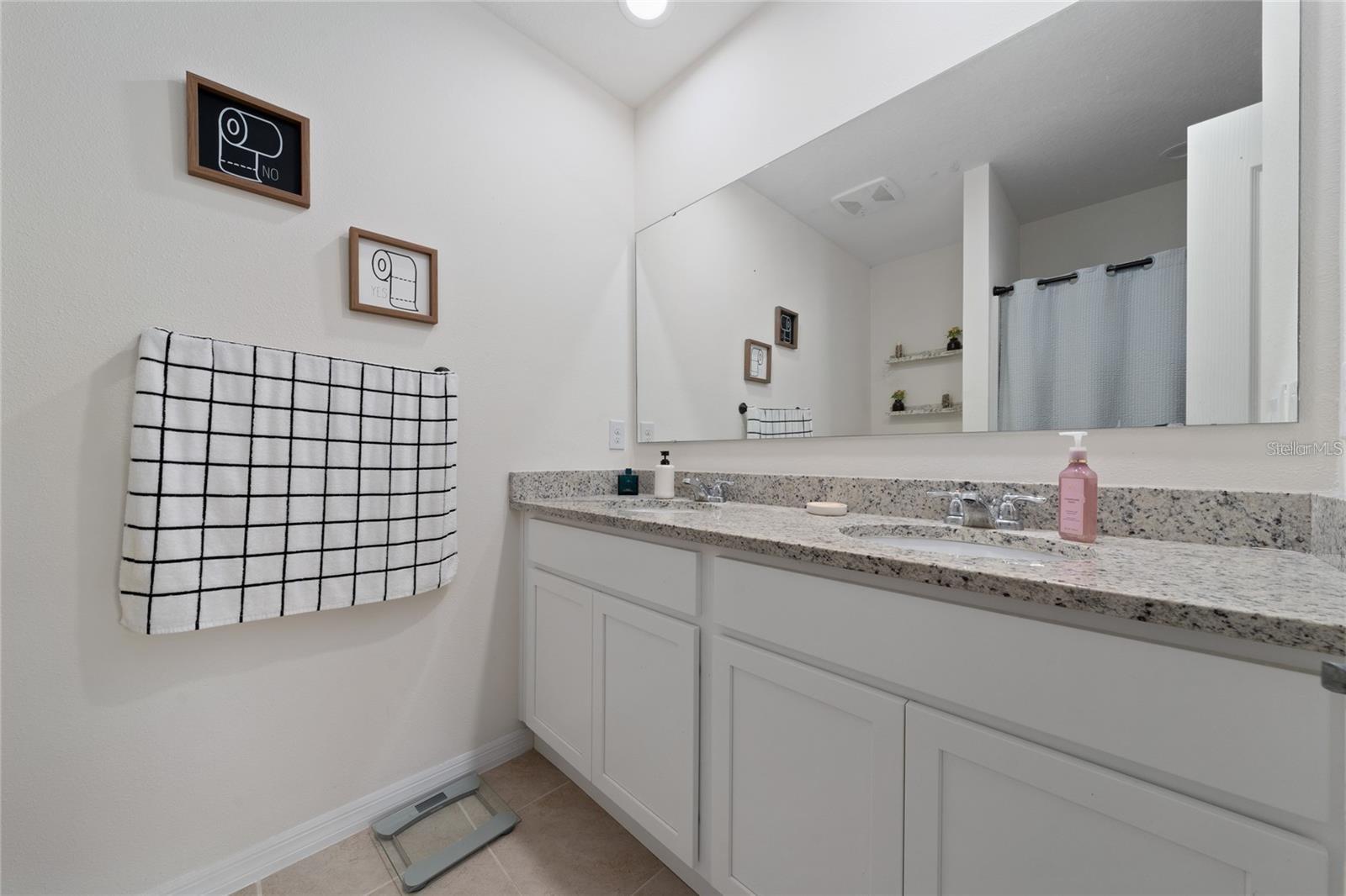 THOMPSON GROVE - Residential