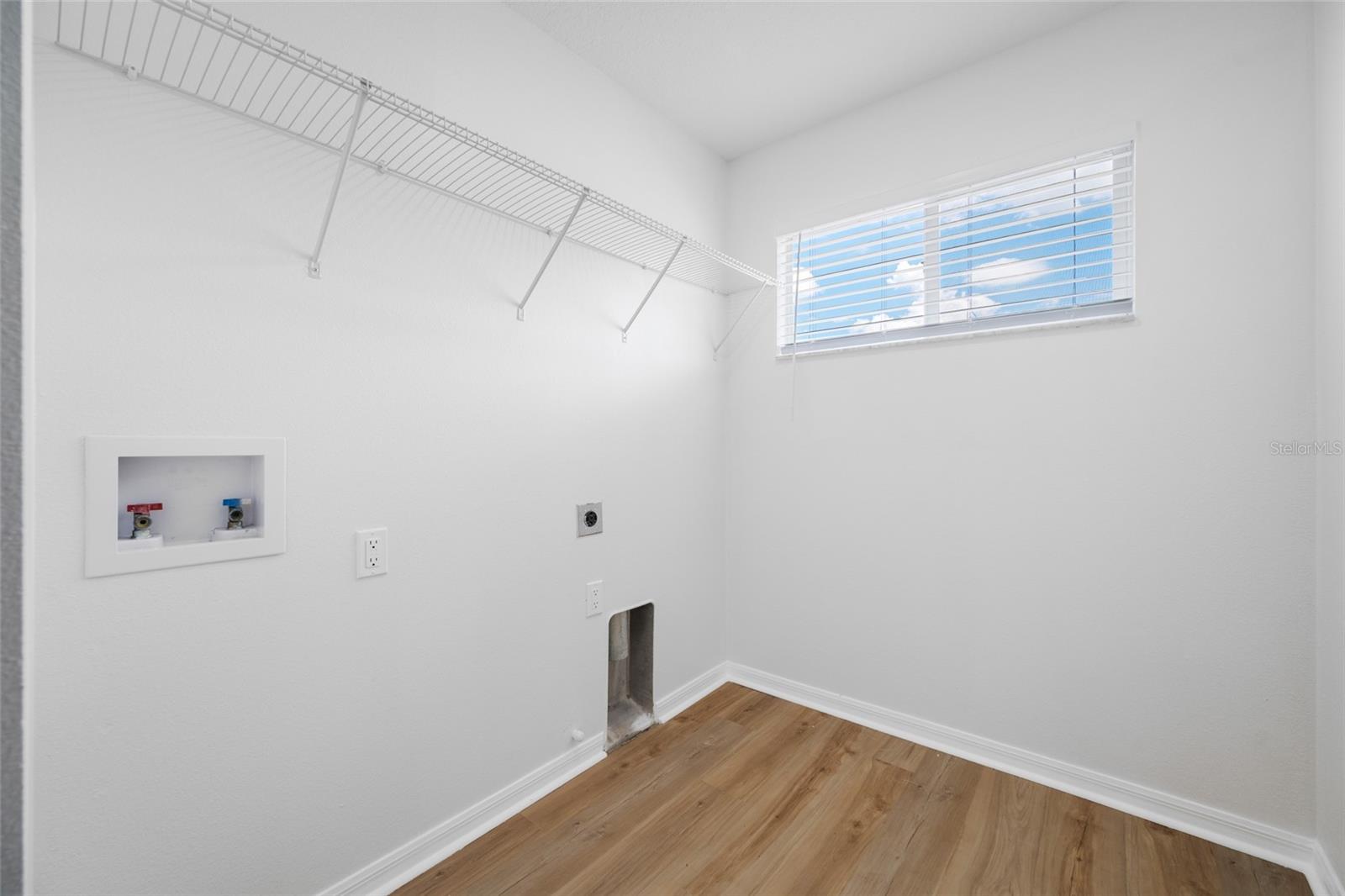 GRAND OAKS PH 2 UNS 6 & 8 - Residential