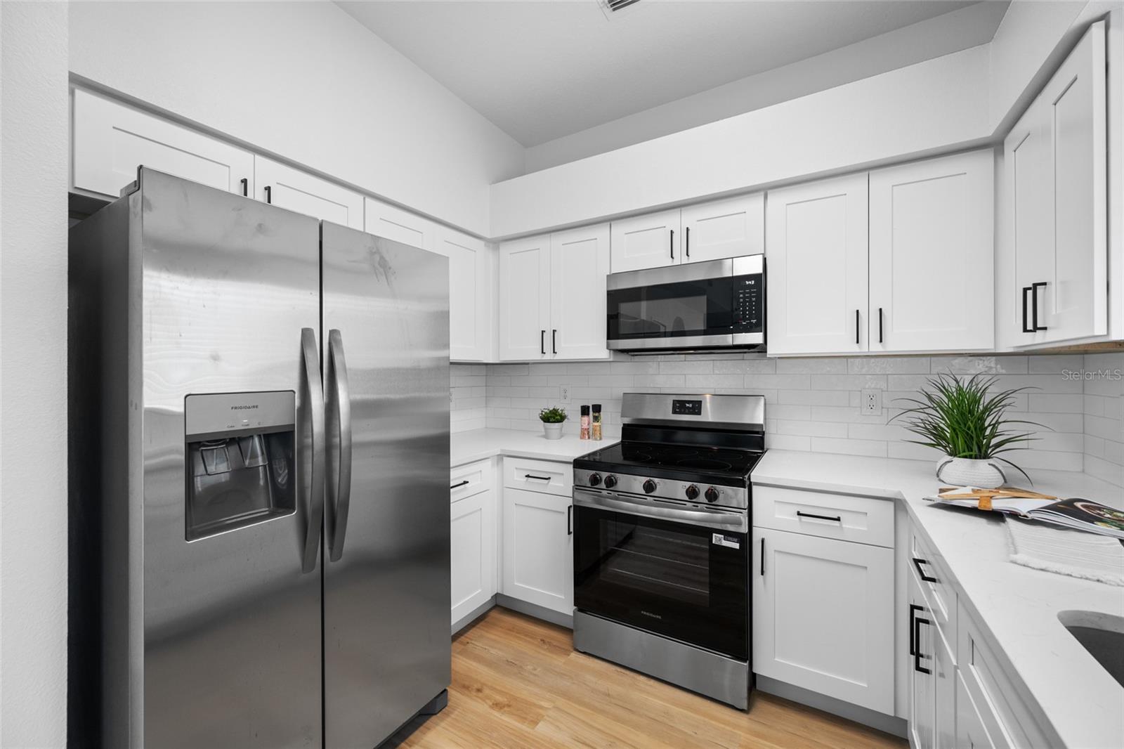 GRAND OAKS PH 2 UNS 6 & 8 - Residential