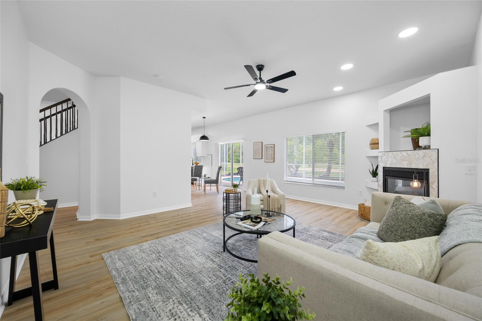 GRAND OAKS PH 2 UNS 6 & 8 - Residential