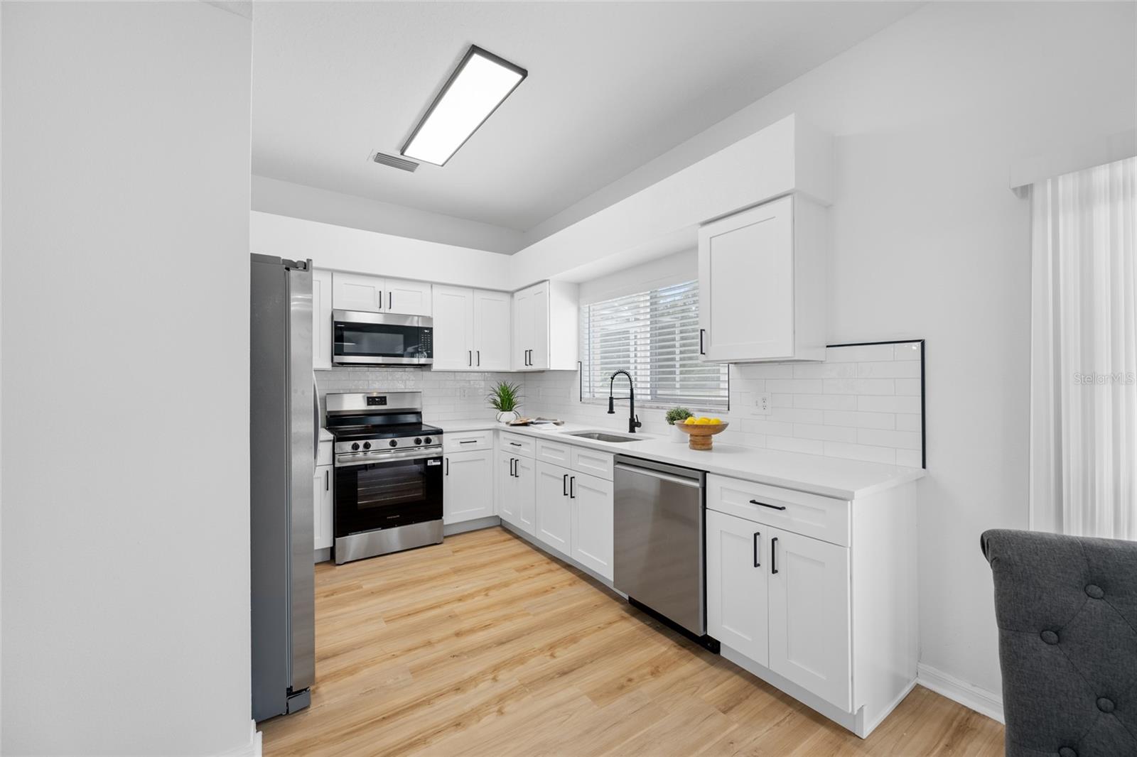 GRAND OAKS PH 2 UNS 6 & 8 - Residential