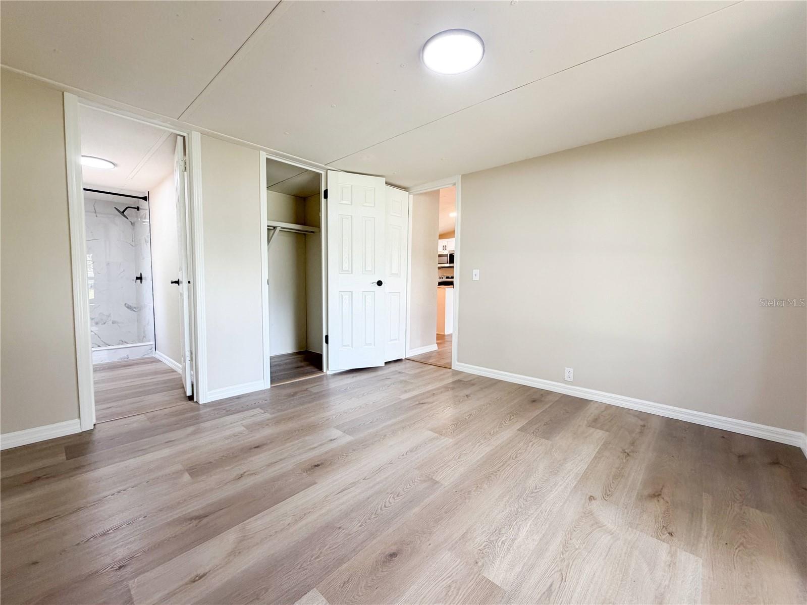 PINE LAKE - Residential