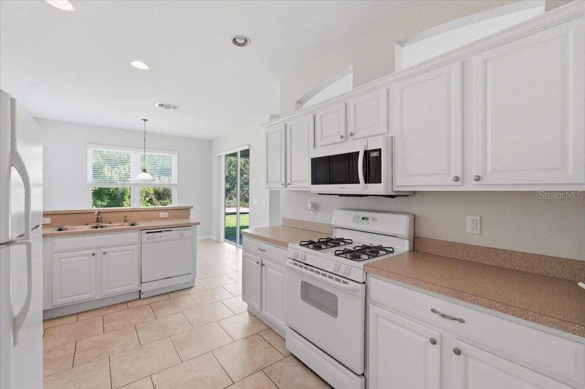 CARILLON LAKES PH 04 - Residential