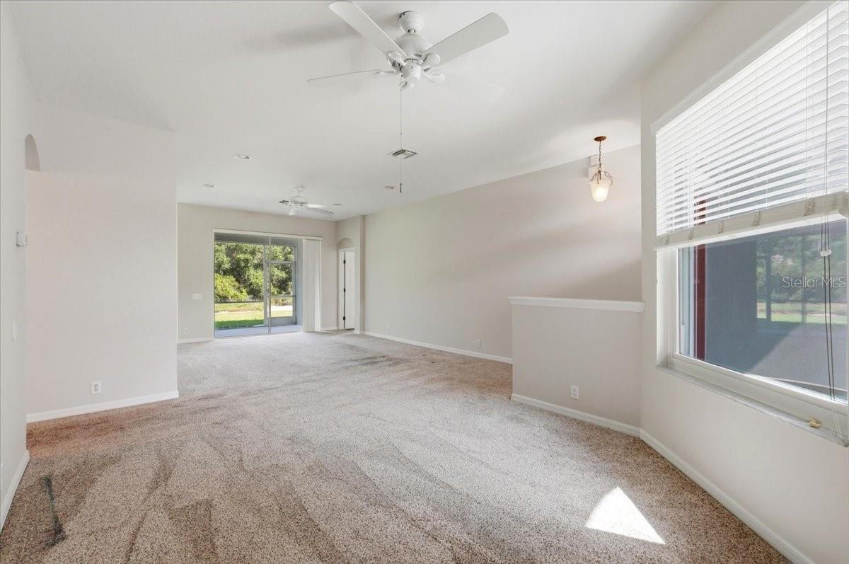 CARILLON LAKES PH 04 - Residential