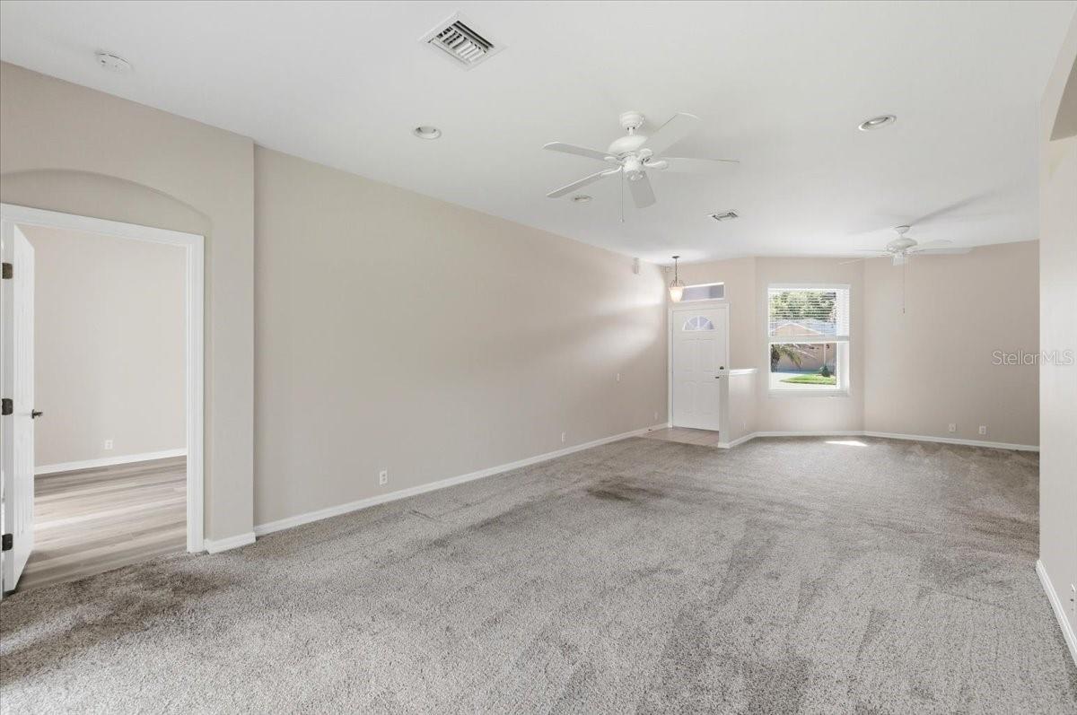 CARILLON LAKES PH 04 - Residential