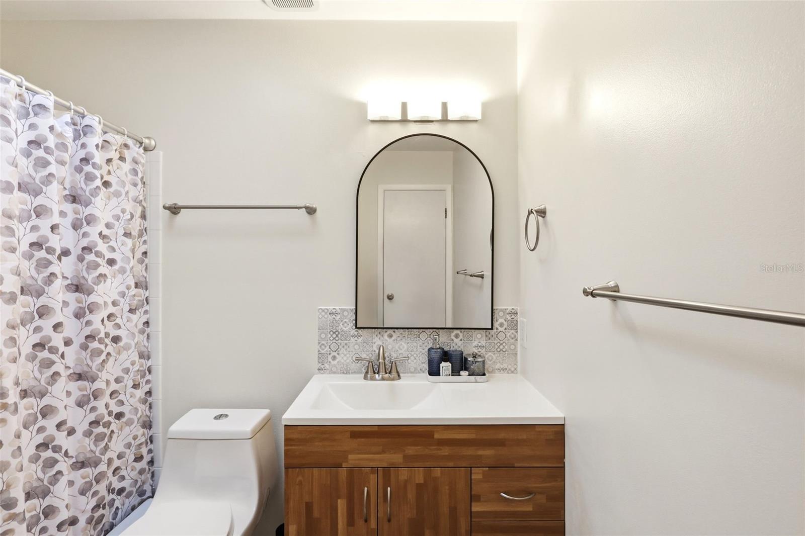 LIVE OAK PARK - Residential
