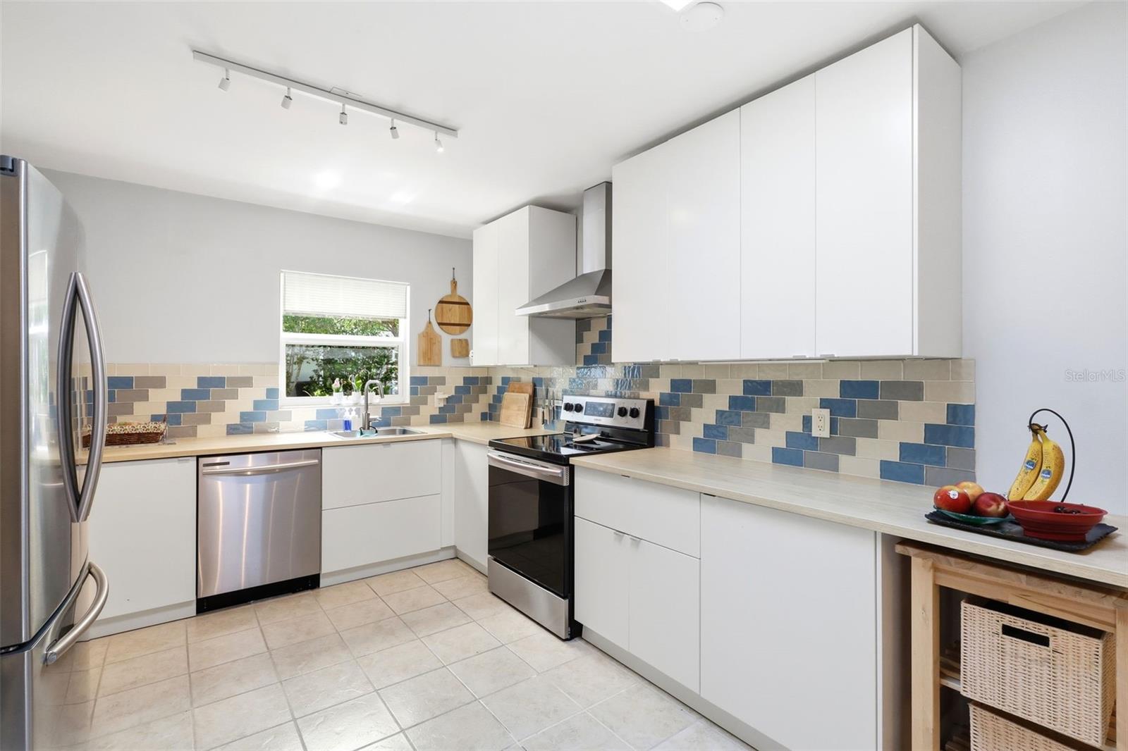LIVE OAK PARK - Residential