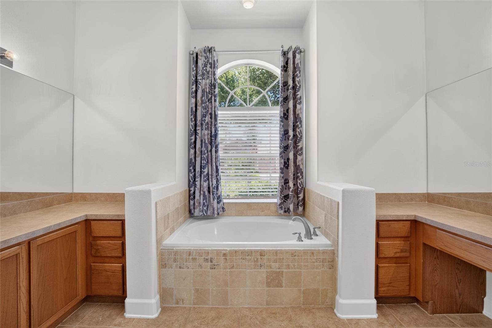 LAKE ST CHARLES UNIT 10 - Residential
