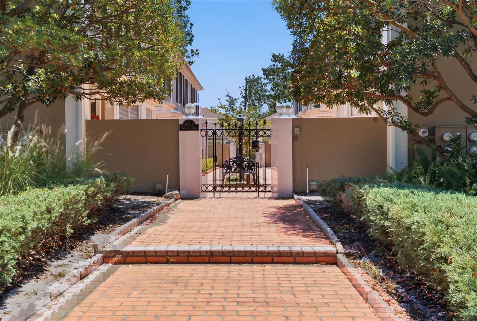 BERKELEY SQUARE A CONDO - Residential