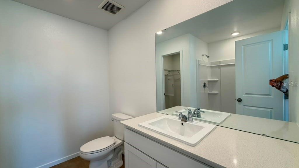 GRANDVIEW TH - Residential Lease