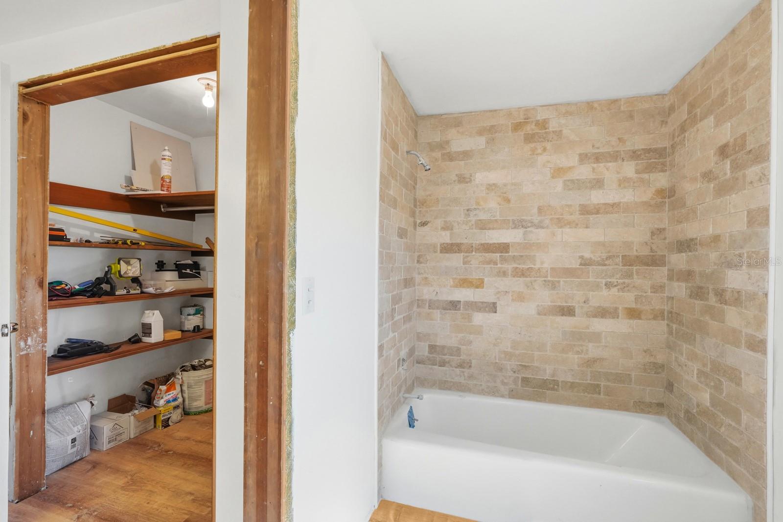 100-UNICORPORATED-WESTSIDE - Residential