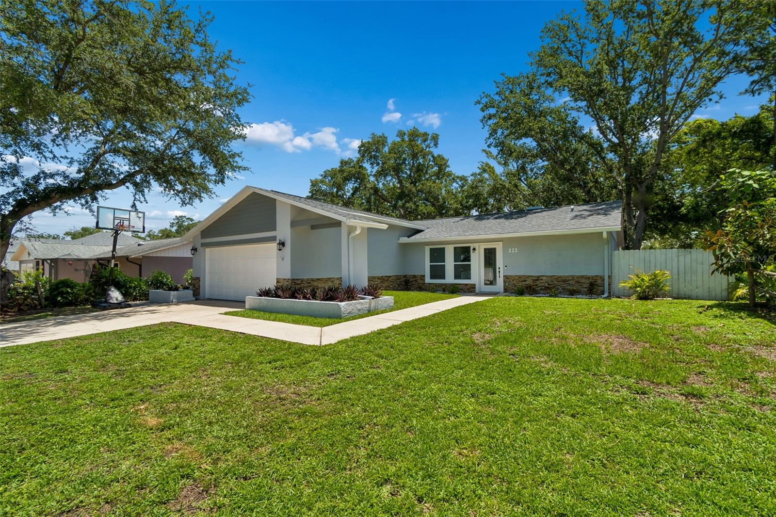 COUNTRY VILLAS - Residential