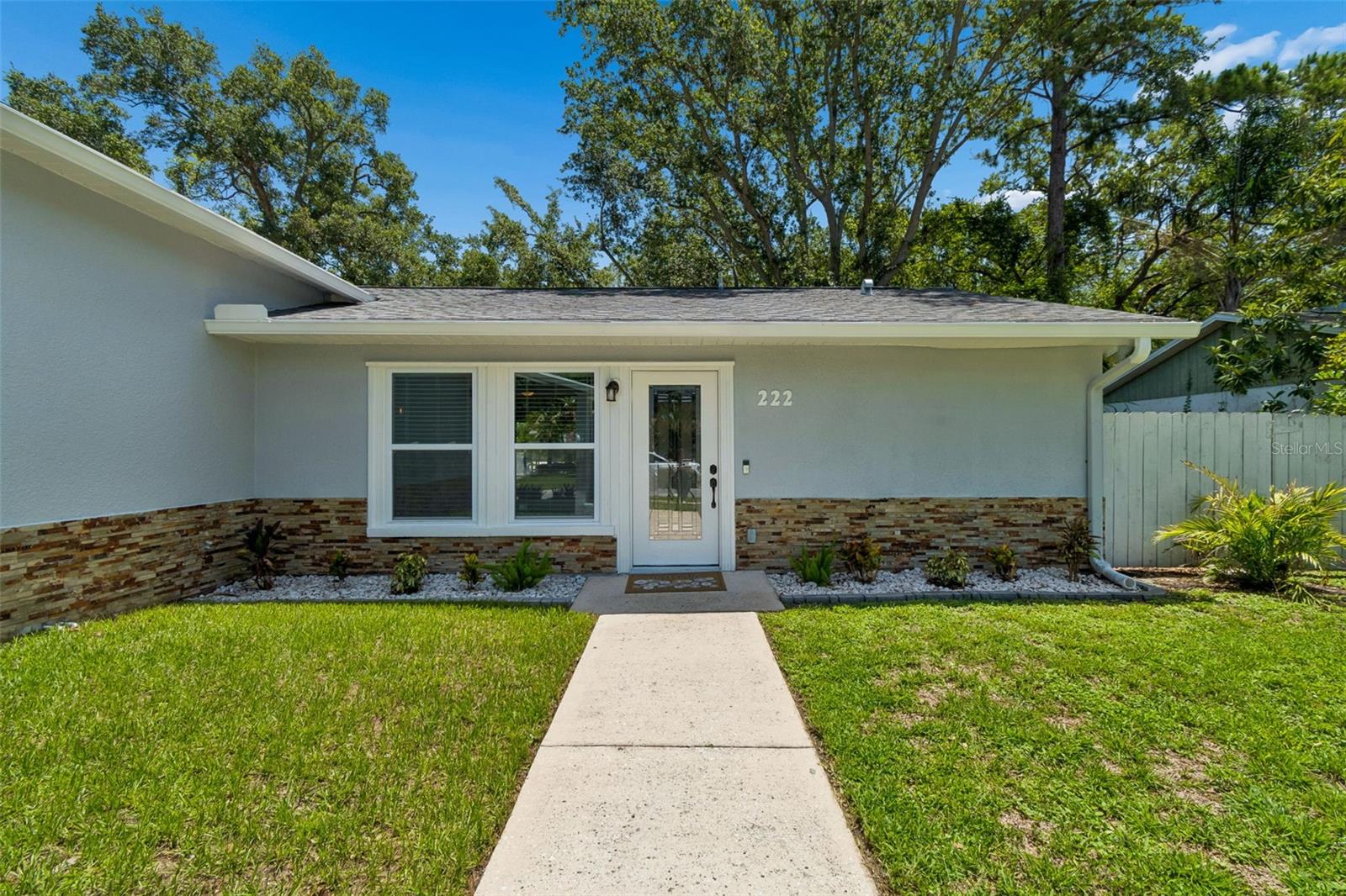 COUNTRY VILLAS - Residential