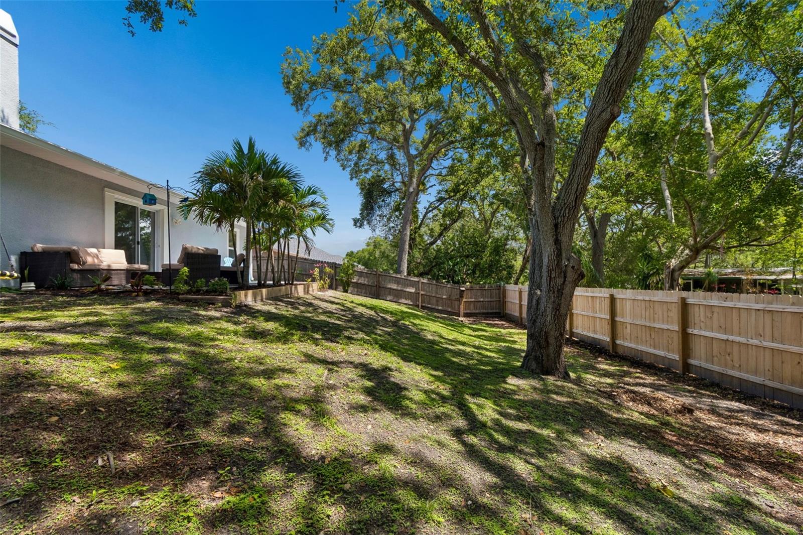 COUNTRY VILLAS - Residential