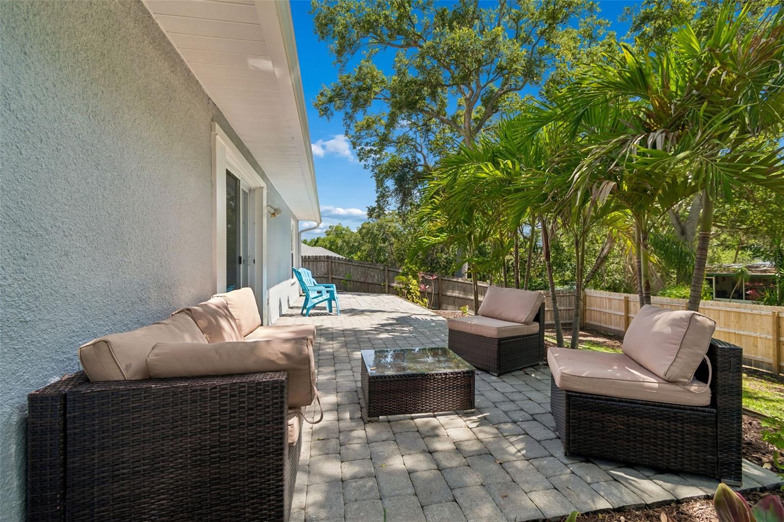 COUNTRY VILLAS - Residential