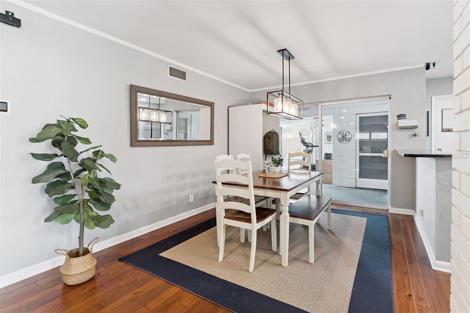 COOPER ESTATES - Residential