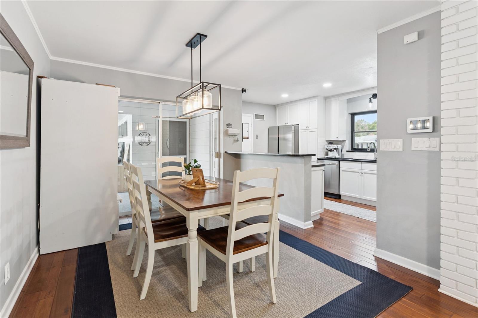 COOPER ESTATES - Residential