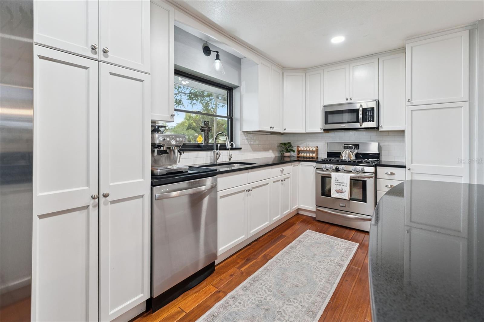 COOPER ESTATES - Residential