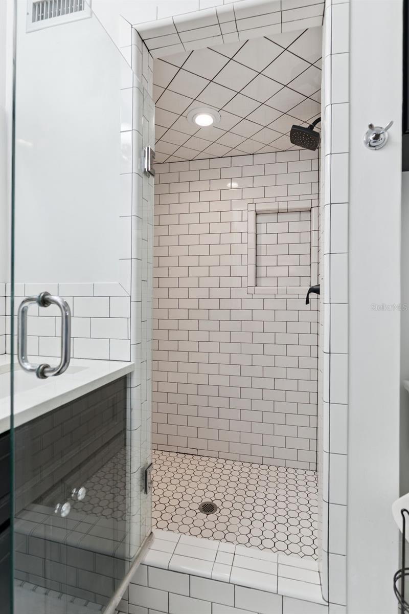 COOPER ESTATES - Residential