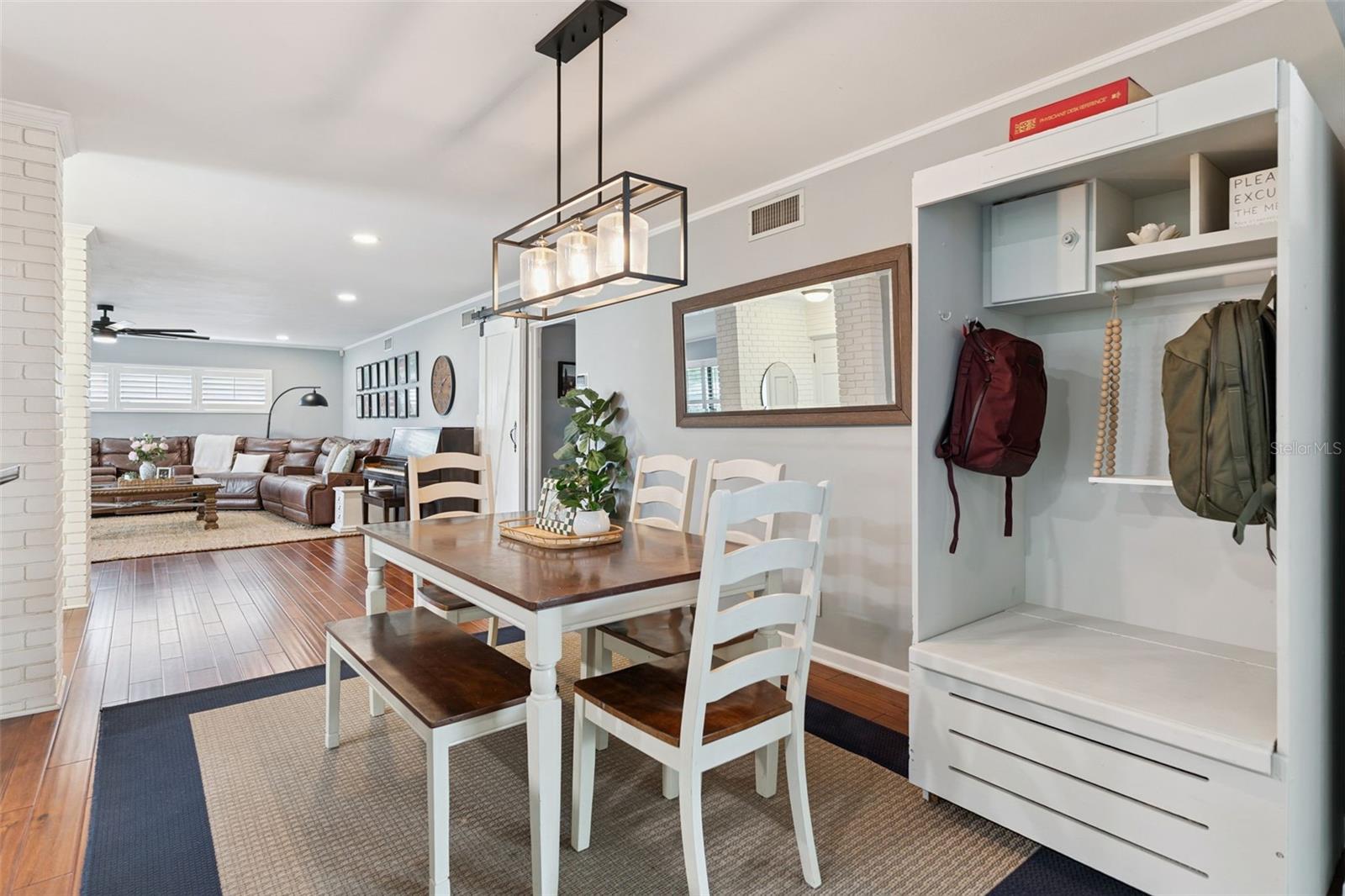 COOPER ESTATES - Residential