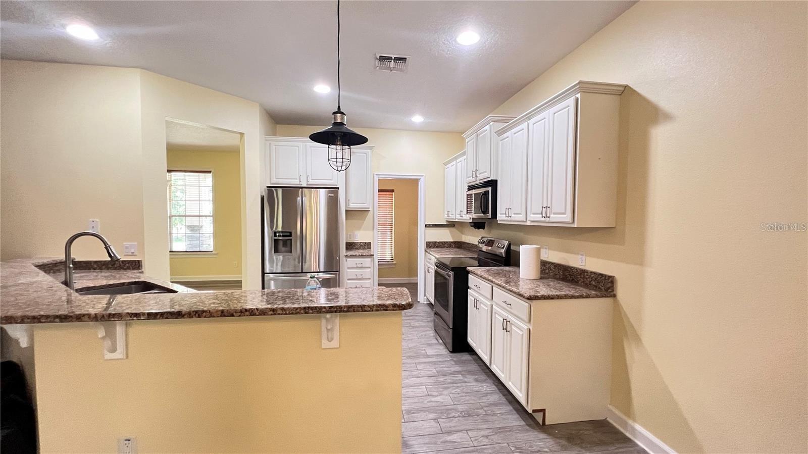 S L & I C - Residential Lease