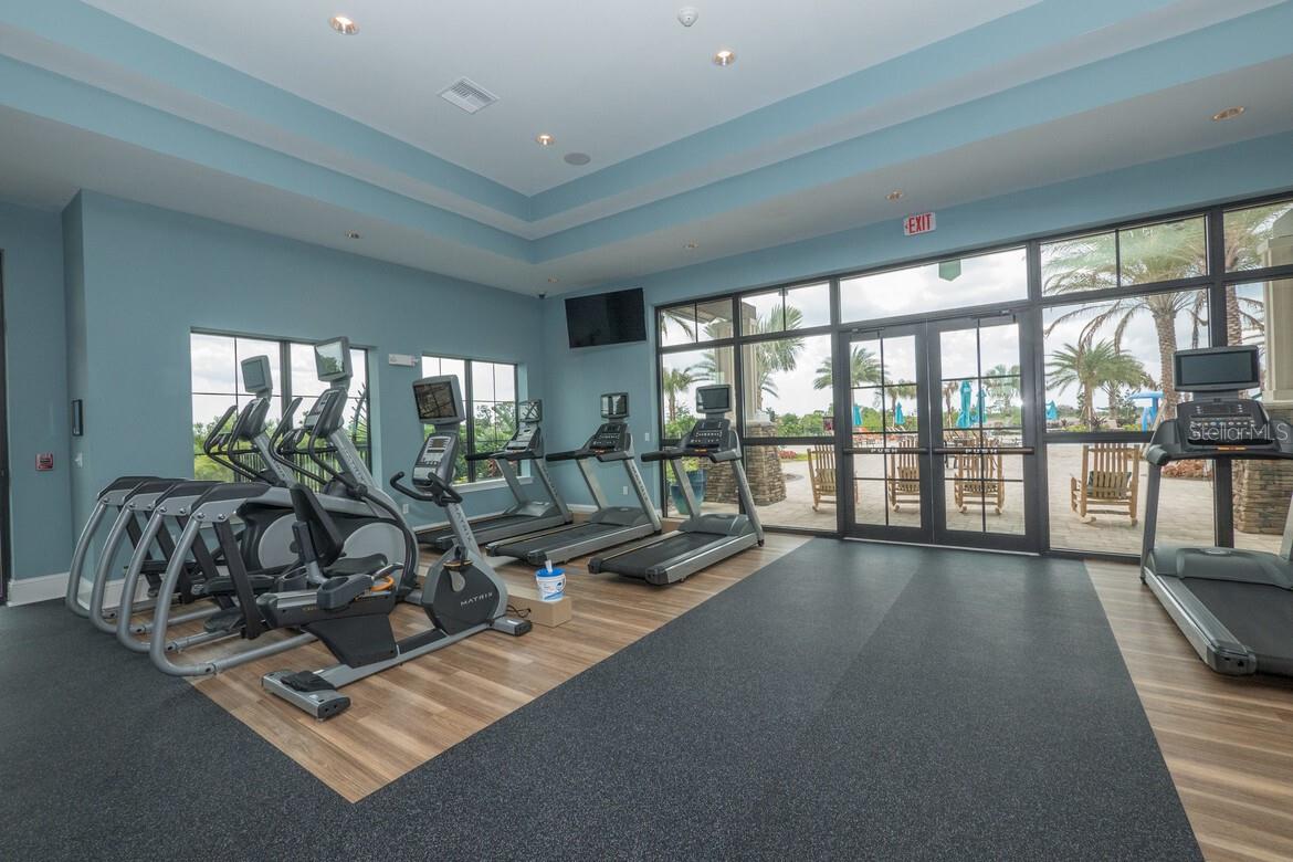 COUNTRY CLUB EAST AT LAKEWD RNCH QQ1 2B - Residential
