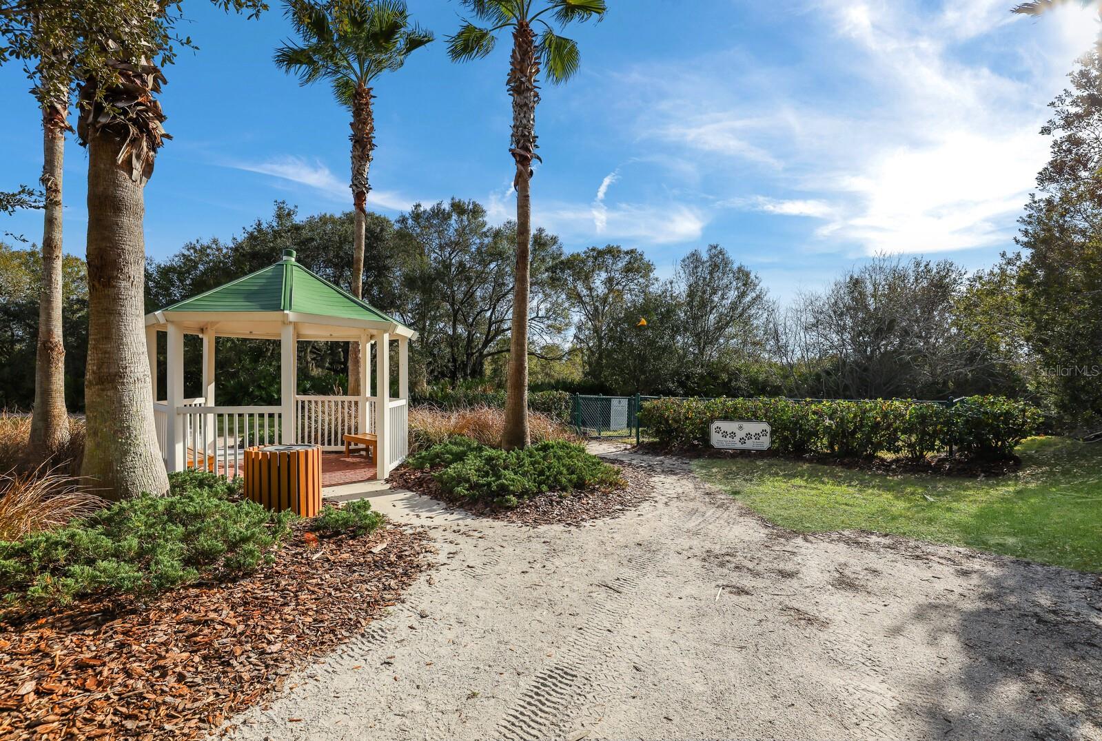 COUNTRY CLUB EAST AT LAKEWD RNCH QQ1 2B - Residential