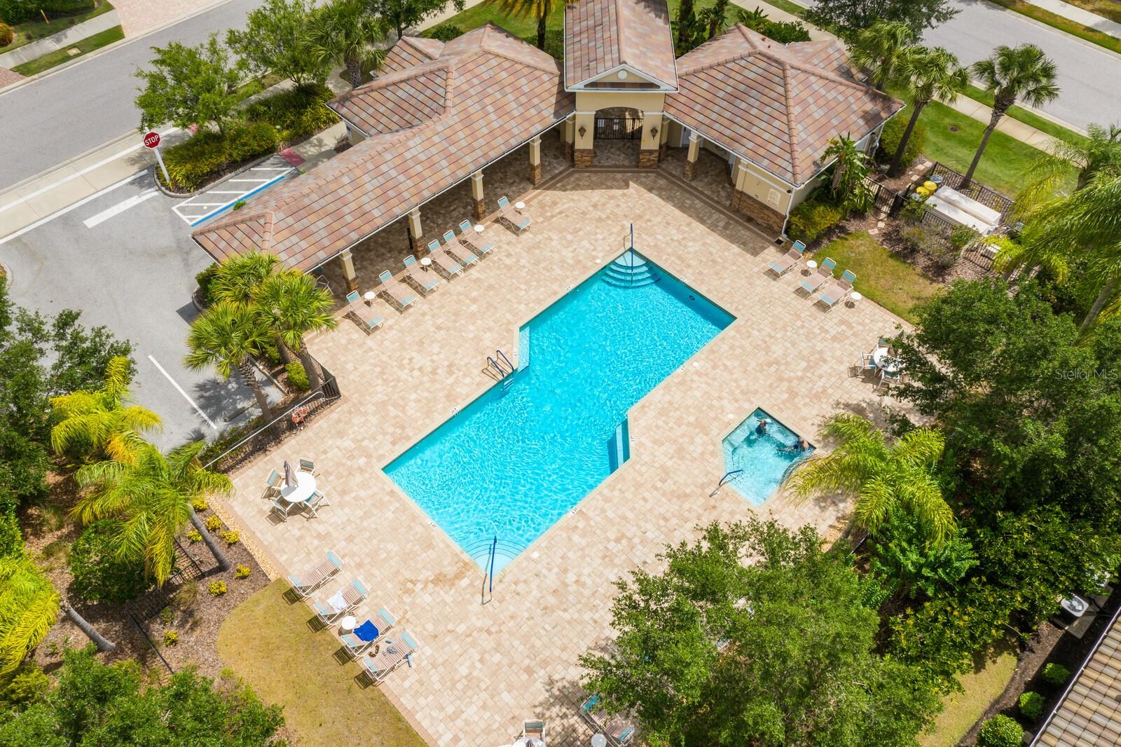 COUNTRY CLUB EAST AT LAKEWD RNCH QQ1 2B - Residential