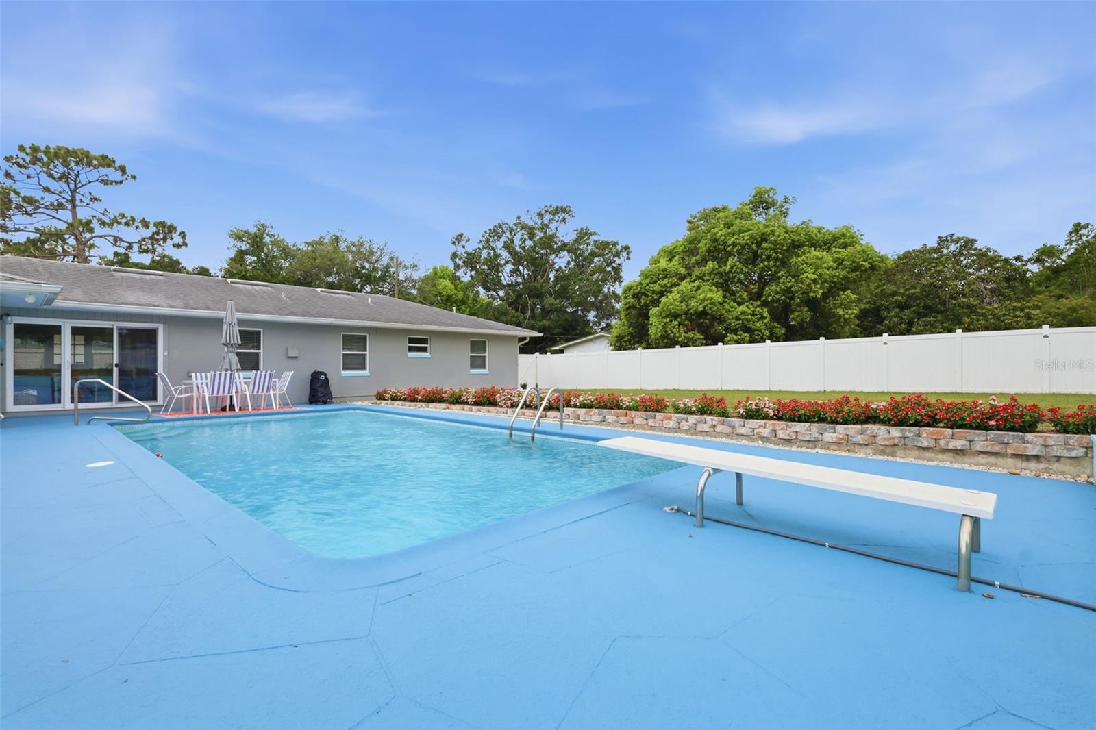 LAKE MARIE ESTATES 03 - Residential