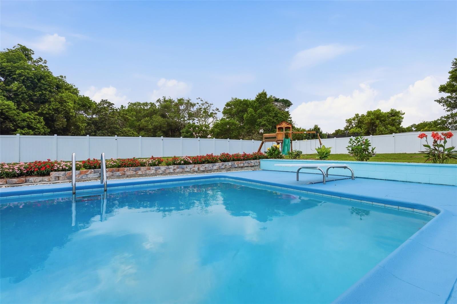 LAKE MARIE ESTATES 03 - Residential